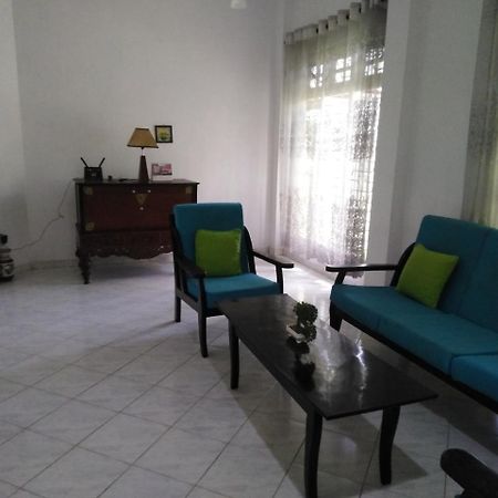 Anusha Apartment 15 Homestay Galle Luaran gambar