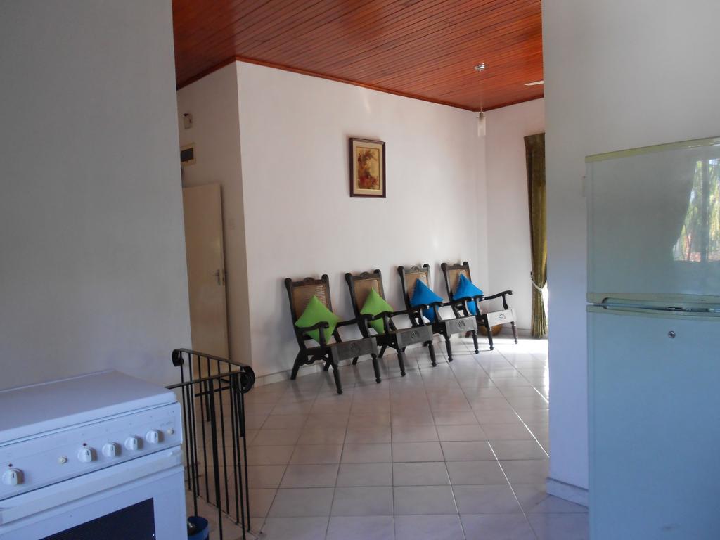 Anusha Apartment 15 Homestay Galle Luaran gambar