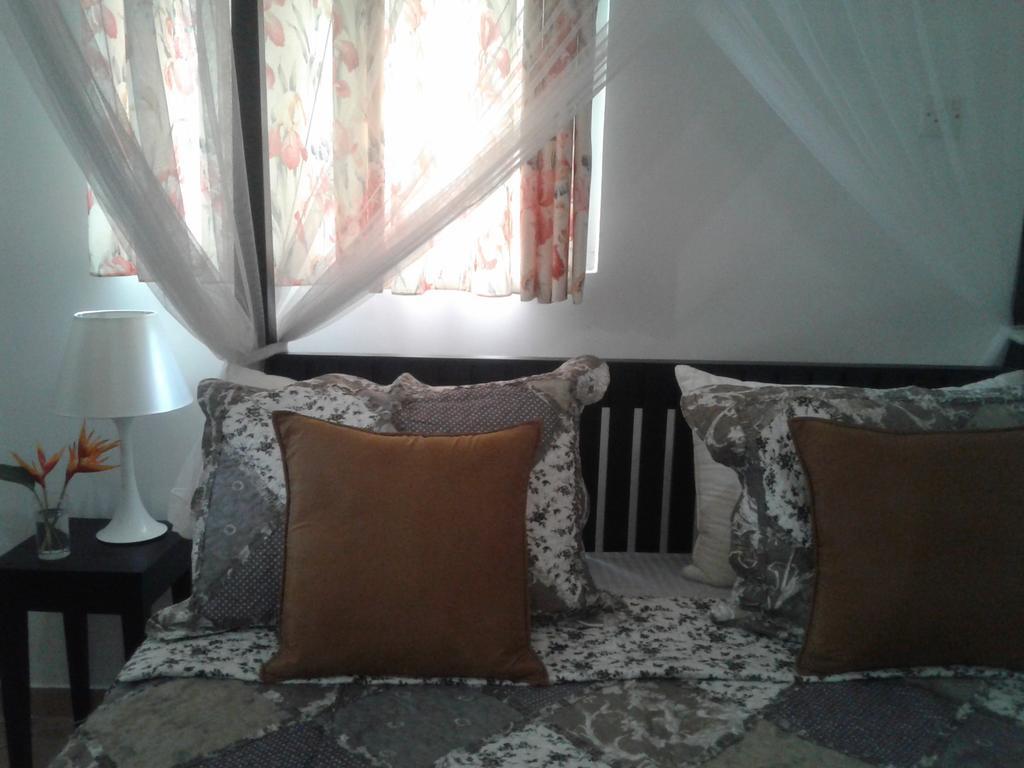 Anusha Apartment 15 Homestay Galle Luaran gambar